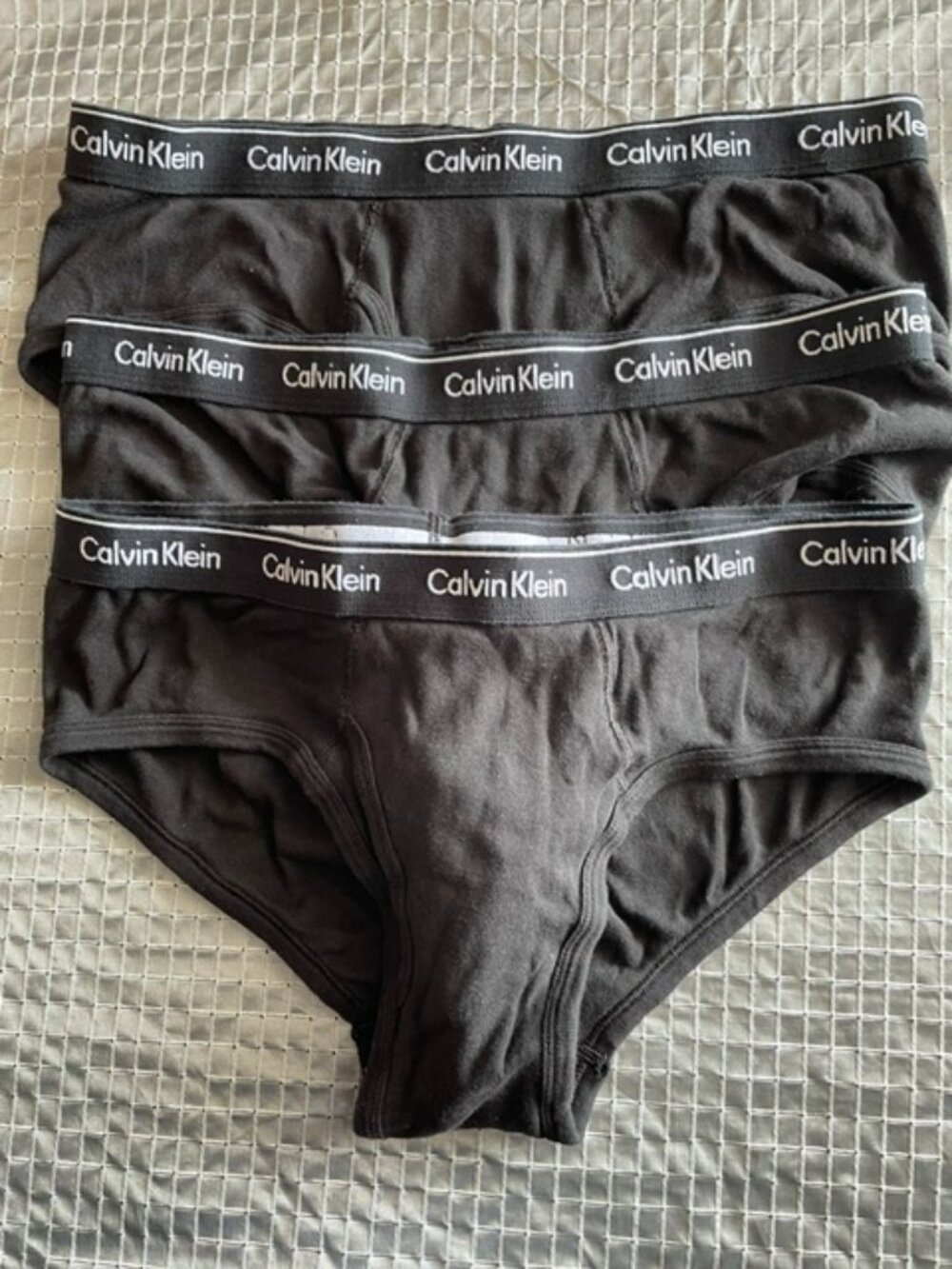 Calvin Klein set of 3 briefs size Large - Picture 1 of 2